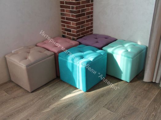 Пуф с каретной стяжкой, велюр бирюзовый