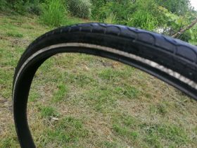 Покрышка Велосипедная CST Classic 700x35C (37-622) 28*1 5/8 3/8
