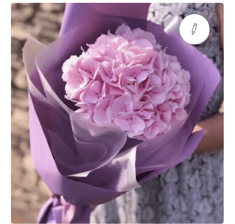 Букет с гортензией