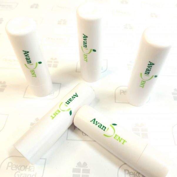Помады с логотипом AvanDent