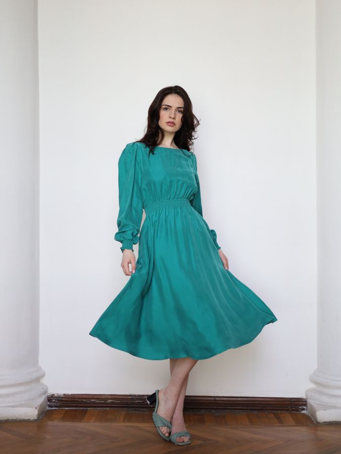 Платье Verde из купры изумруд