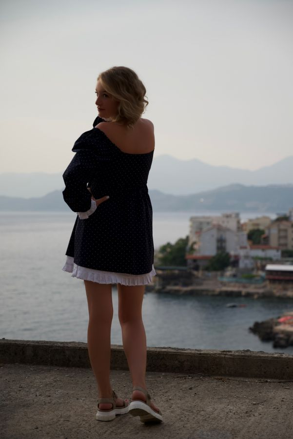 Платье Babydoll в горошек с кружевом