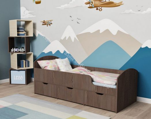 Кровать Малыш Мини 0,7*1,6 м с бортиком и 3-мя выкатными ящиками, Бодего темный / Бодего темный