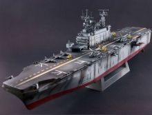 Сборная модель универсальный десантный корабль типа Тарава 1:700