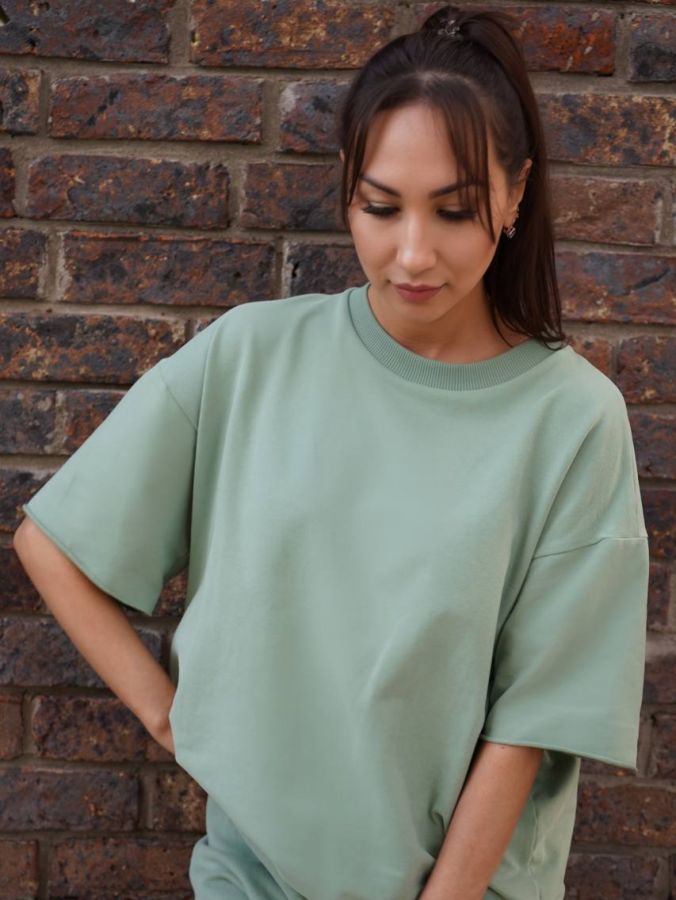 Футболка оверсайз полынь