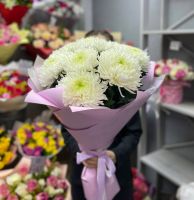Букет из 9 крупных хризантем