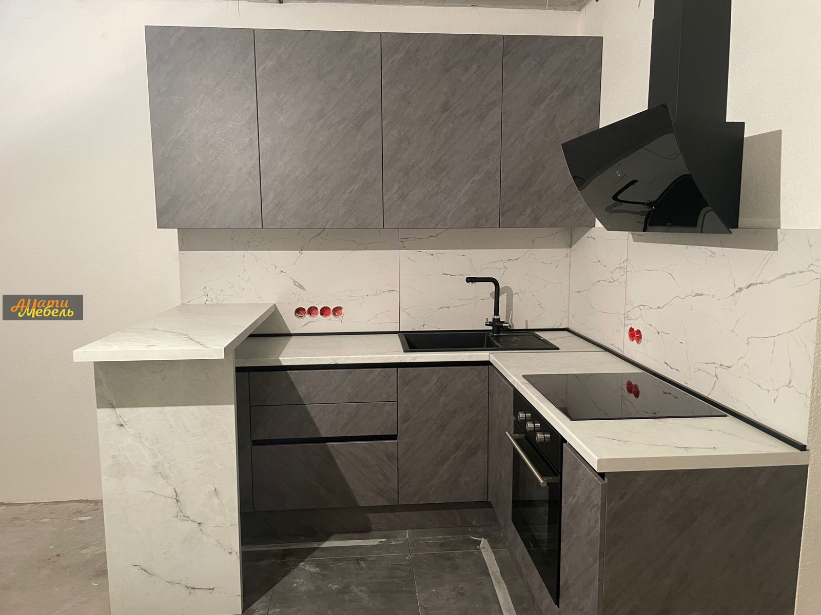 Кухонный гарнитур за 0 ₽