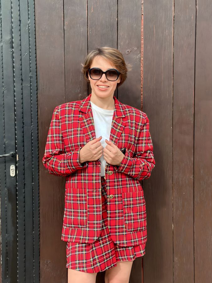 Юбка  в красную клетку