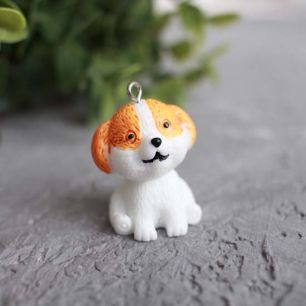 Подвеска собачка рыже-белая 3*2*2,5 см.