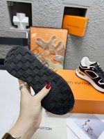 Кроссовки Louis Vuitton Neo Run Away