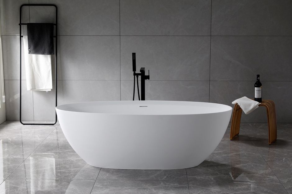 Изображение Отдельностящая ванна Vincea Solid Surface слив-перелив в комплекте VBT-4S01MW