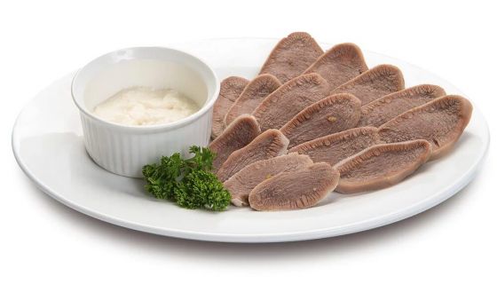 ЯЗЫК ГОВЯЖИЙ СО СЛИВОЧНЫМ ХРЕНОМ