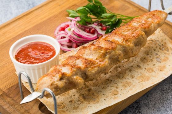 ЛЮЛЯ КЕБАБ С ЦЫПЛЕНКОМ