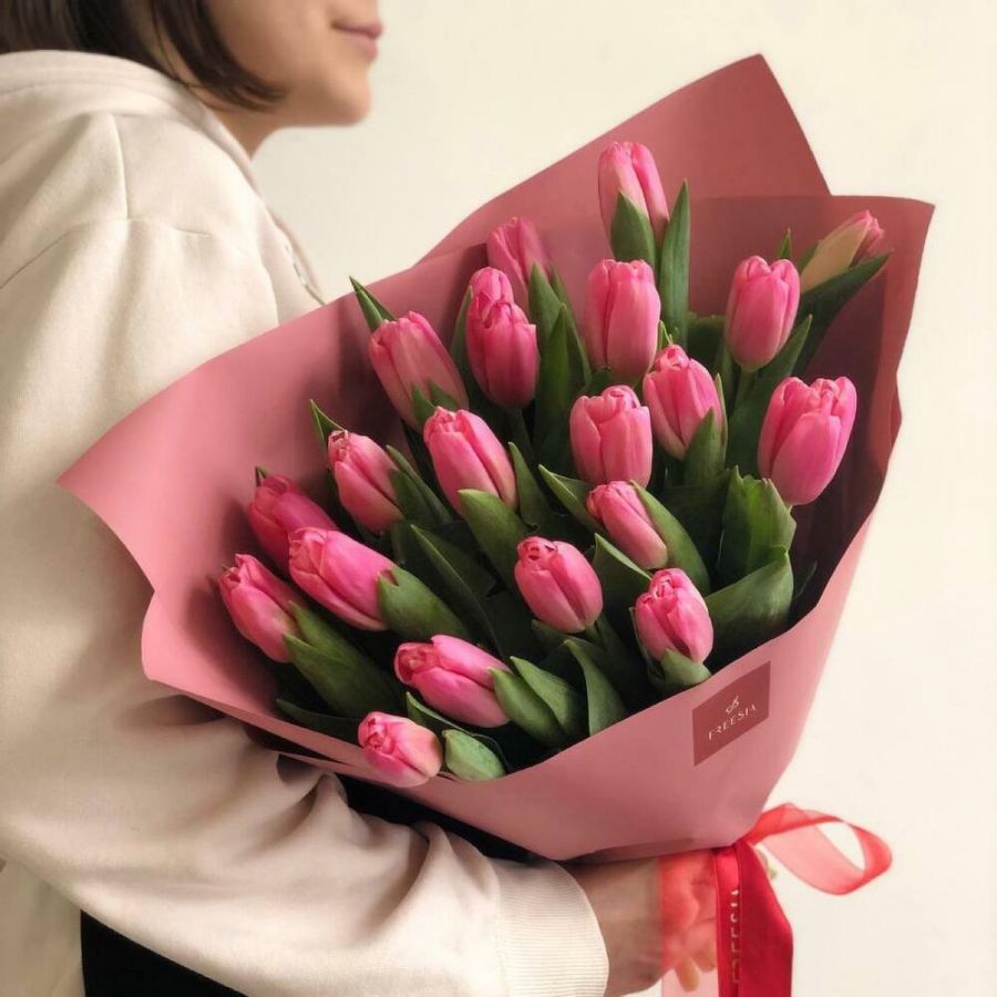 Букет из 21 тюльпана
