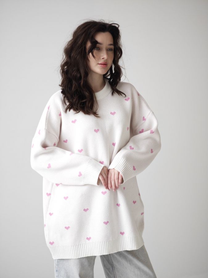 Свитер с сердечками удлиненный