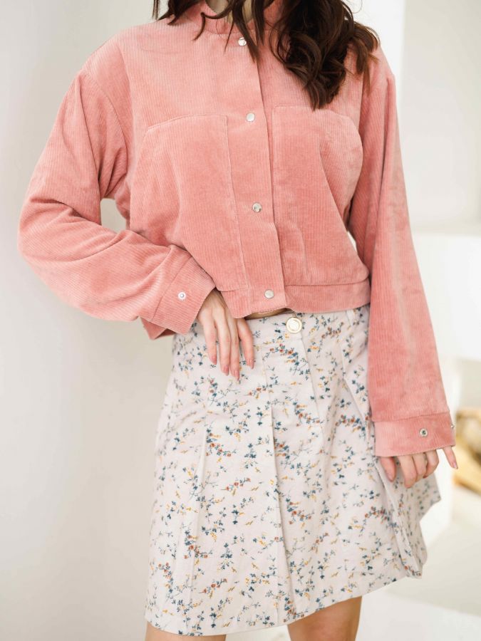 Бомбер из вельвета розовый