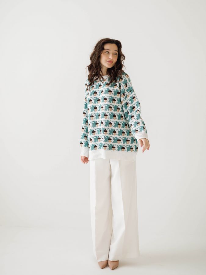 Свитер с желудями