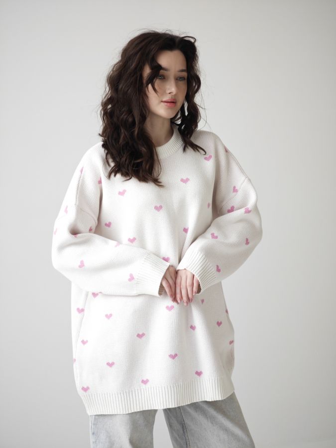 Свитер с сердечками удлиненный