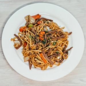 WOK Удон с говядиной и овощами 330г