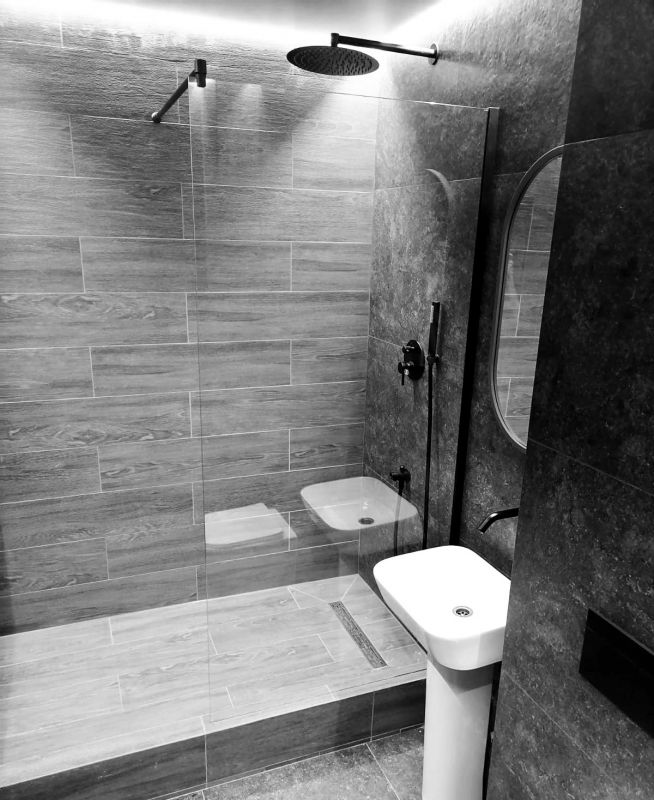 Душевая перегородка OportoShower OS12-B 120x195 см прозрачное стекло, профиль черный