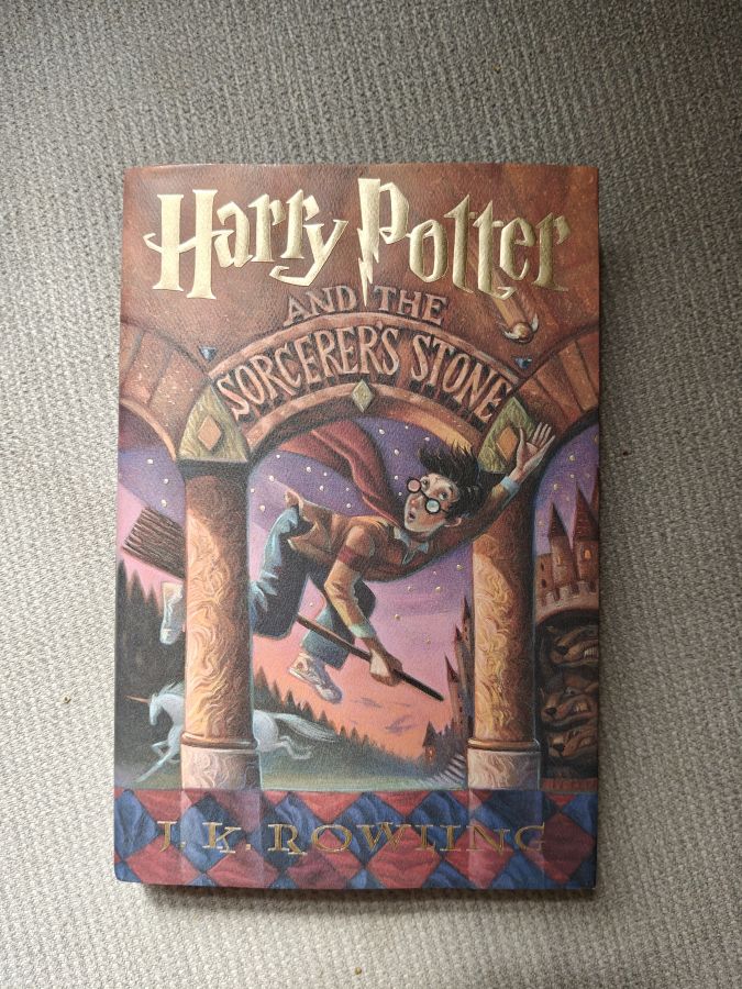 Harry Potter and the philosopher's stone / Гарри Поттер первое американское издание