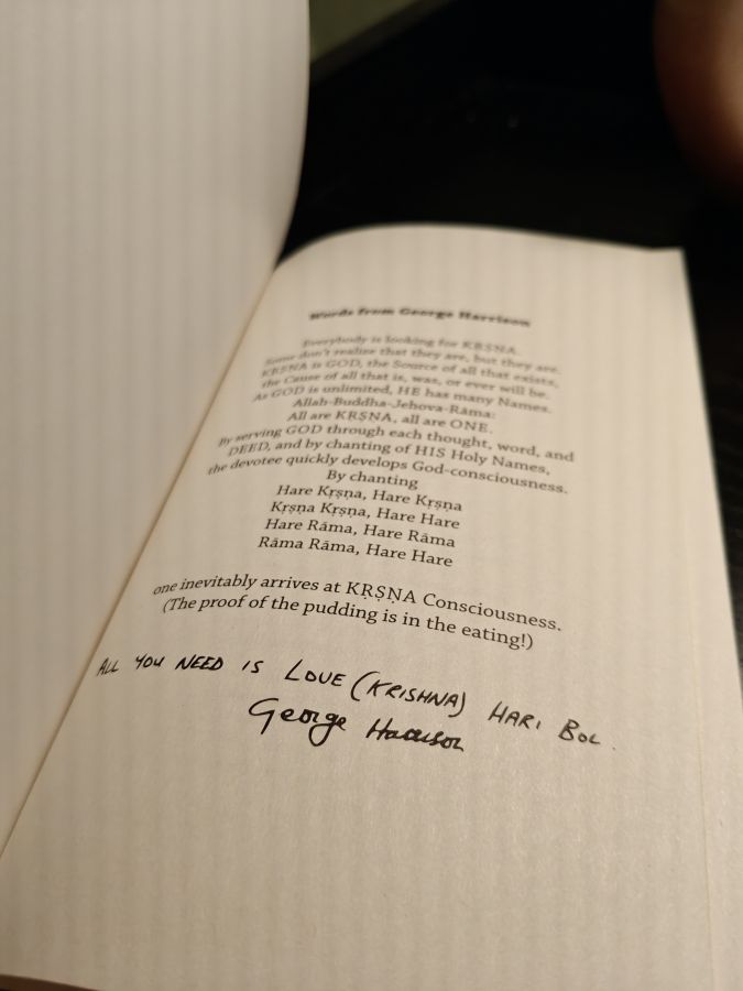 Chant and be happy by A.C. Bhaktivedanta Swami Prabhupada с подписью Beatles