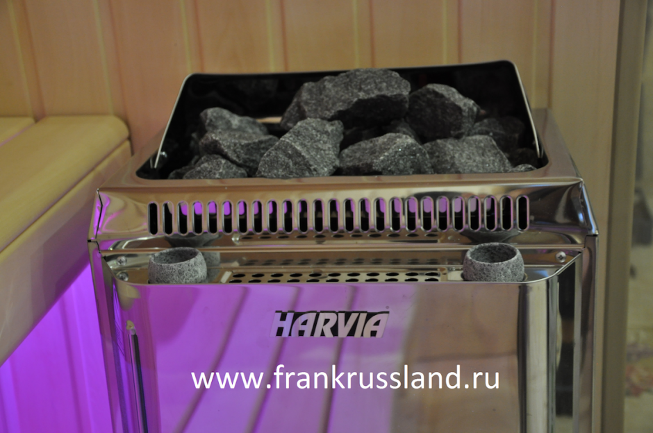 Финская сауна Frank F824 Липа 1400x1400x2100mm ФОТО