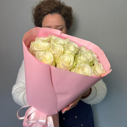 Букет белых роз