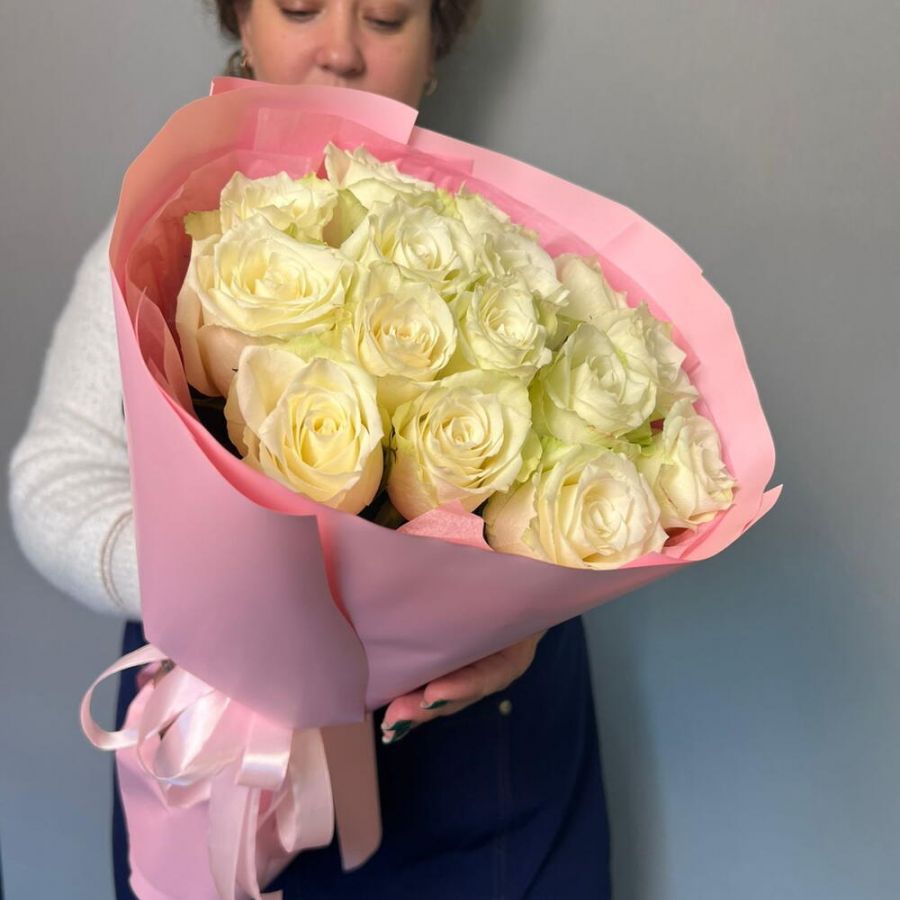 Букет белых роз