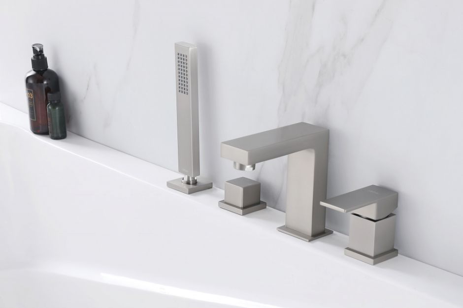 Смеситель ABBER Daheim AF8213SP на борт ванны, сатин ФОТО