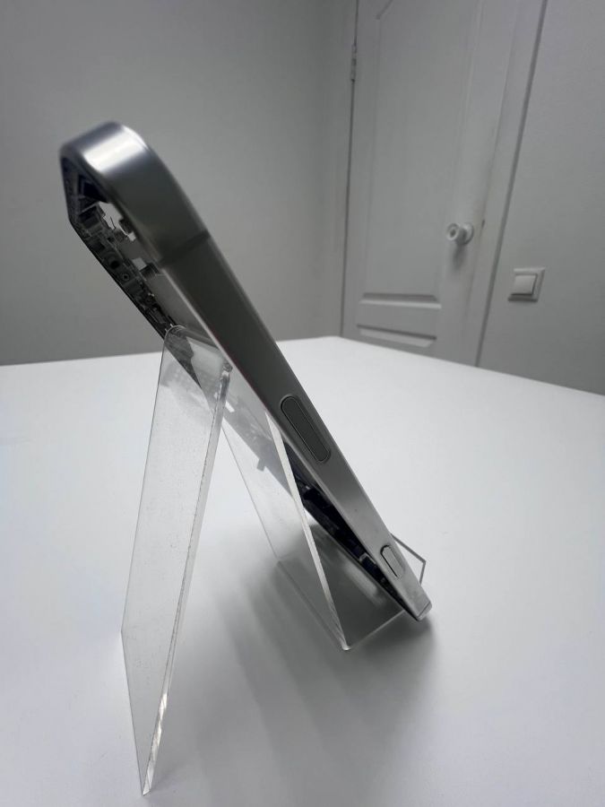 Apple iPhone корпус 16 Pro Max  оригинал с разбора (снятый) идеал серебристый