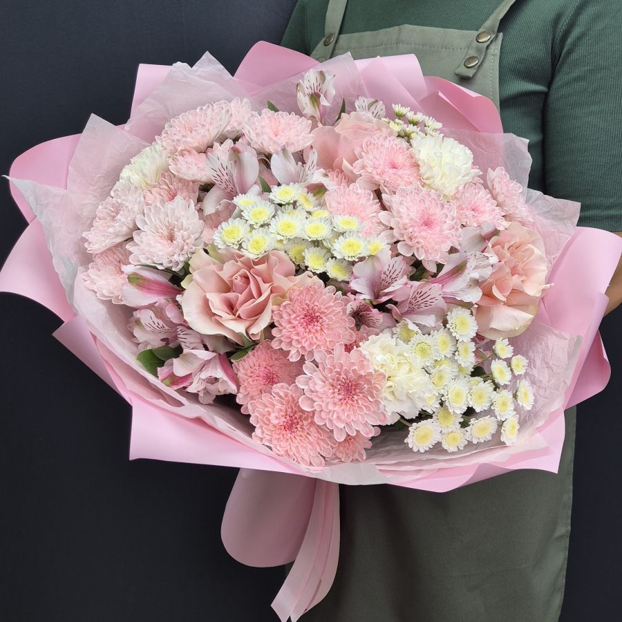 Сборный букет в розовых тонах