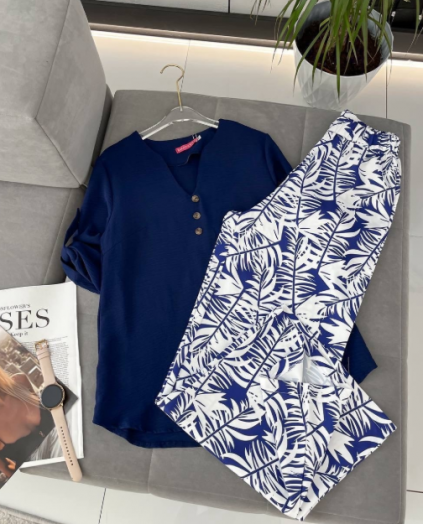 Костюм женский ​50053