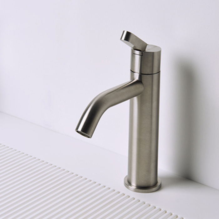 Изображение Смеситель для раковины Agape Square ARUB1084A на горизонтальную поверхность