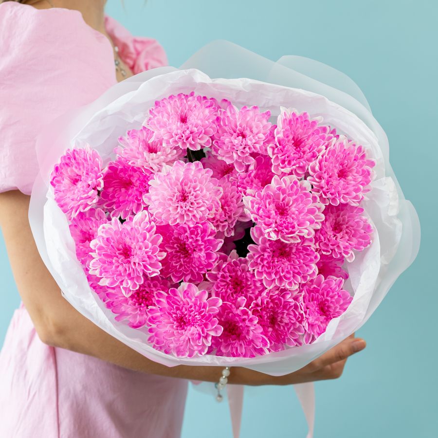 5 ярко-розовых хризантем