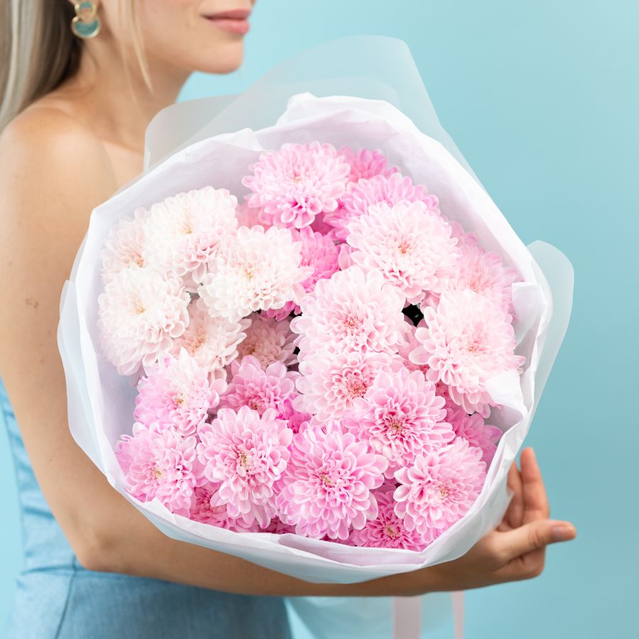 Букет из 5 розовых хризантем