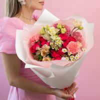 Сборный букет полевой, с ромашками