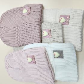 Шапка с подворотом  без подклада, для девочки LOVE