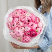 35 ранункулюсов