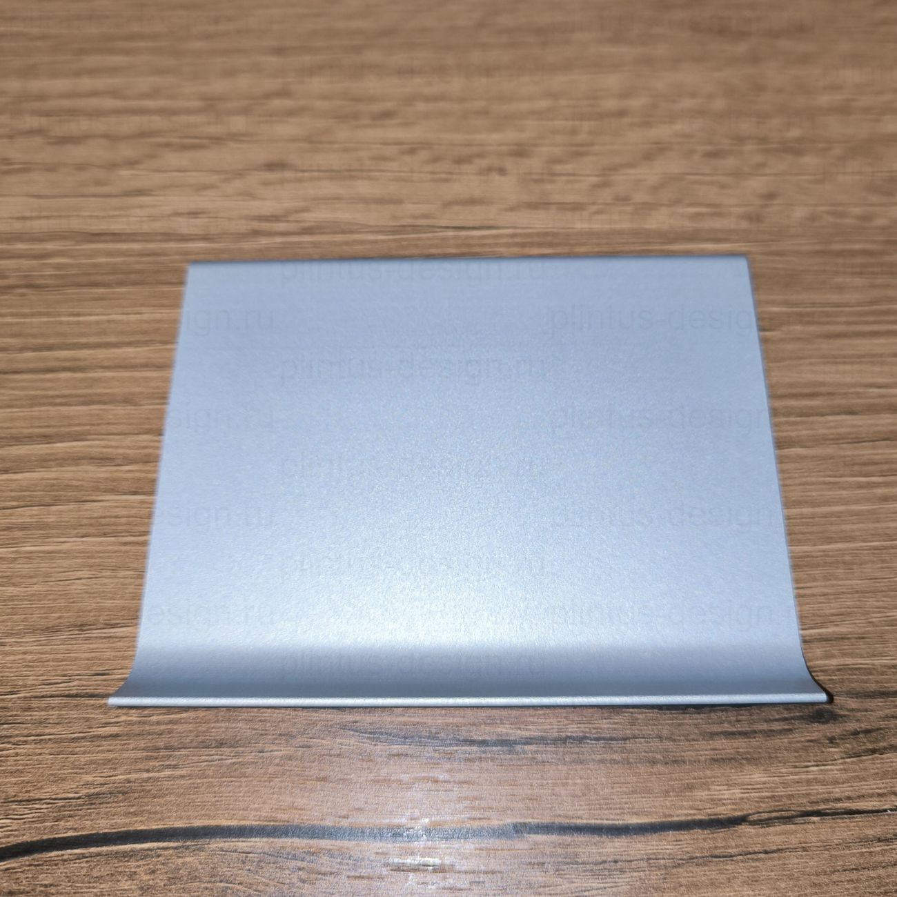 Алюминиевый плинтус ПЛ-100 мм