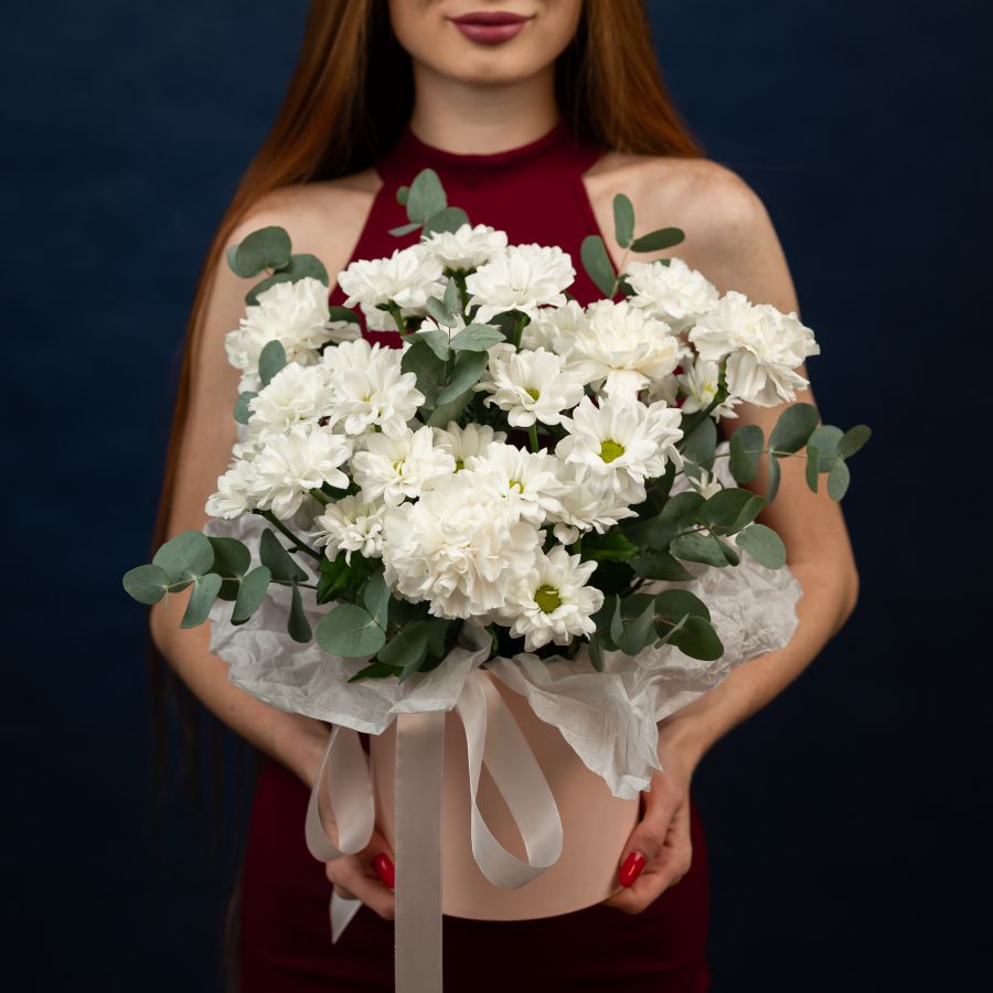 Шляпная коробка размер М (с ромашкой)