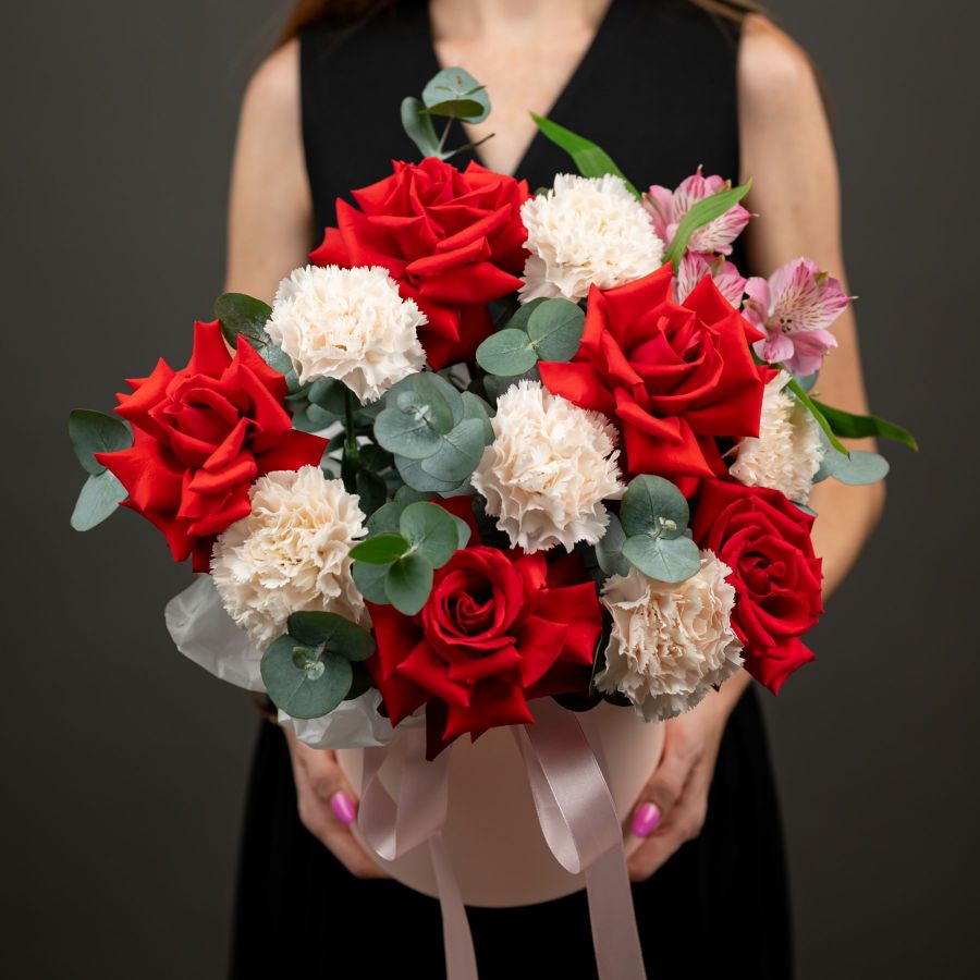 Шляпная М яркая