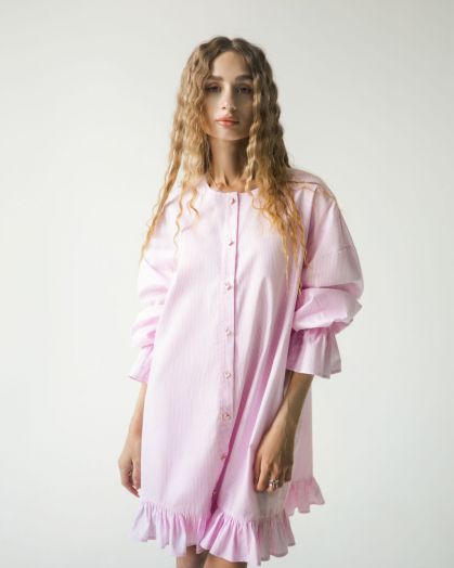 Платье-рубашка с пуговицами-сердечками