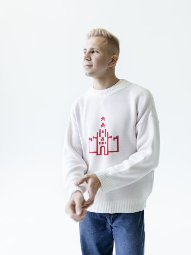 Свитер с Кремлем