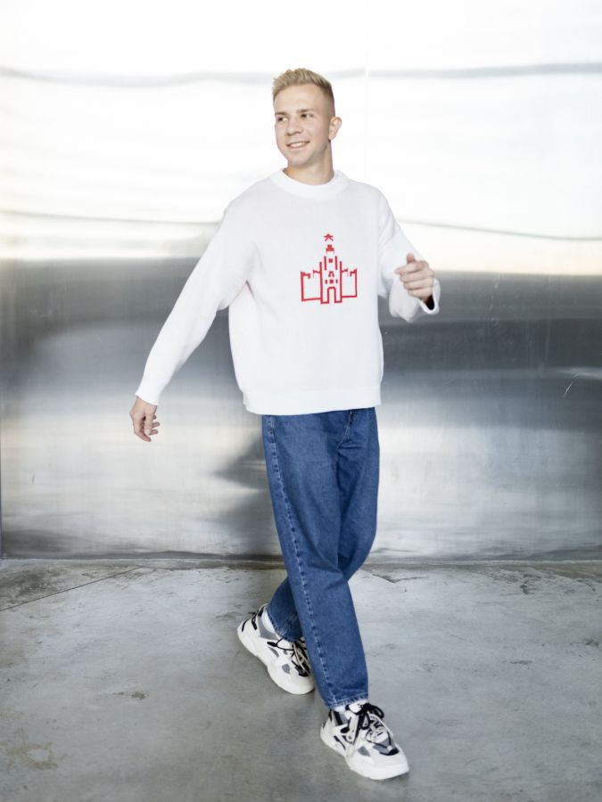 Свитер с Кремлем