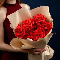 Алая французская роза от 5 шт