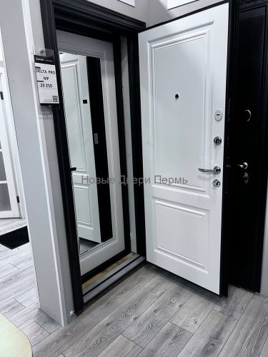 DELTA PRO MP D6-27, букле графит/ПВХ Бьянко квартирная дверь