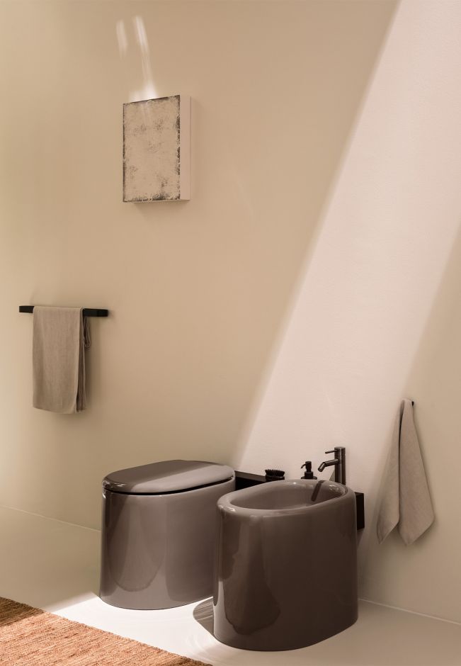 Биде напольное Cielo Itaca ITBI с 1 отверстием под смеситель, крепеж в комплекте ФОТО