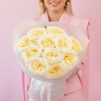 Пионовидная роза кремовая от 7 шт