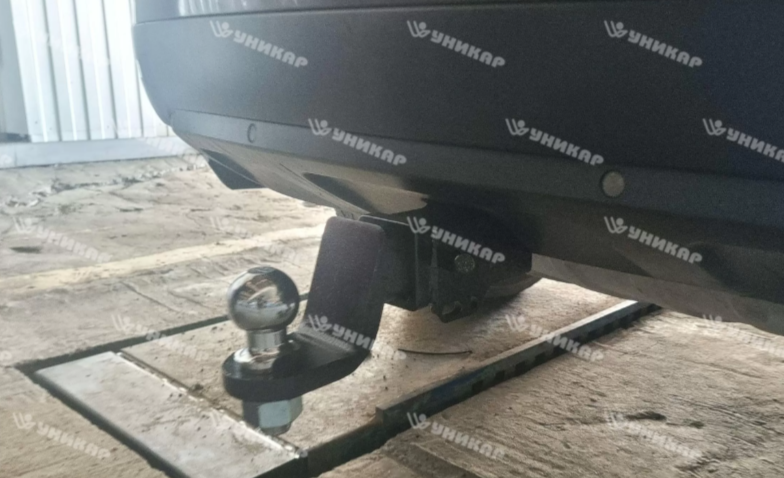 Фаркоп "Уникар" для Volkswagen Touareg  I, II поколение / Audi Q7 I поколение (Шар Е)